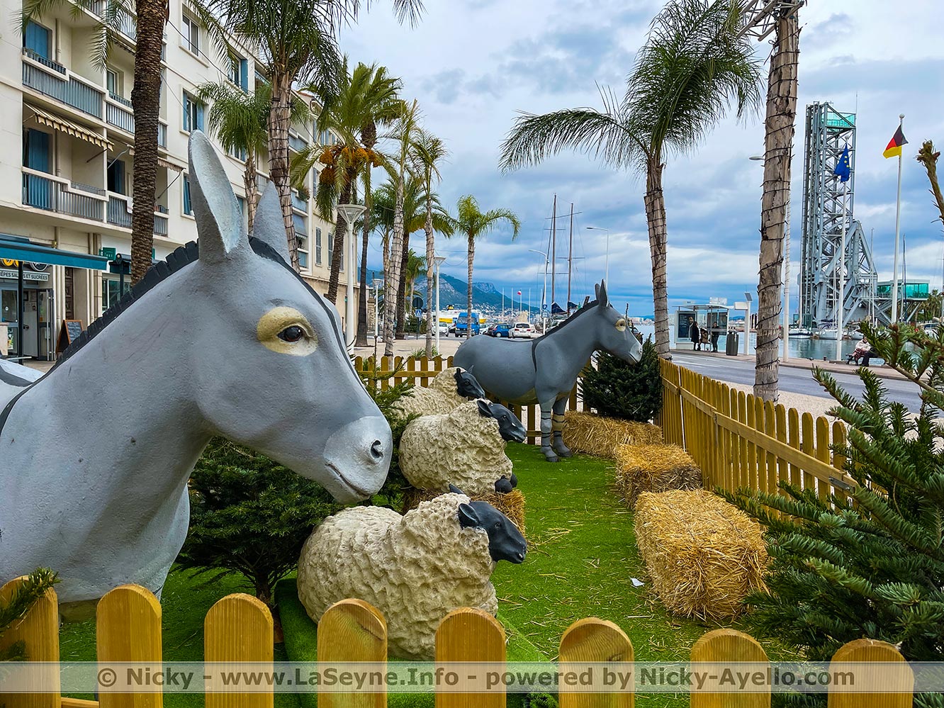 sur le port de la seyne sur mer