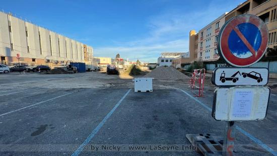 Agrandissement du Parking des Esplageolles (Passage de 22 à 40 Places) par la MÉTROPOLE YtTOULON PROVENCE MÉDITERRANÉE