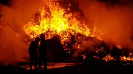 Avenue Robert Brun: Un incendie a ravagé un stock de 300m3