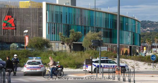 Covid19: 14 Employés d'un Hypermarché à La Seyne mis en Quatorzaine