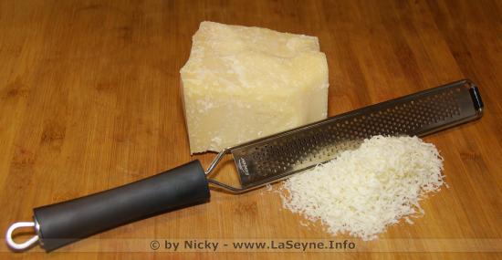 Le Fiandino: Un bon Fromage italien, de Façon Parmesan, avec un excellent Rapport Qualité/Prix