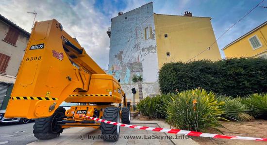 Une nouvelle Fresque murale à la Place Perrin