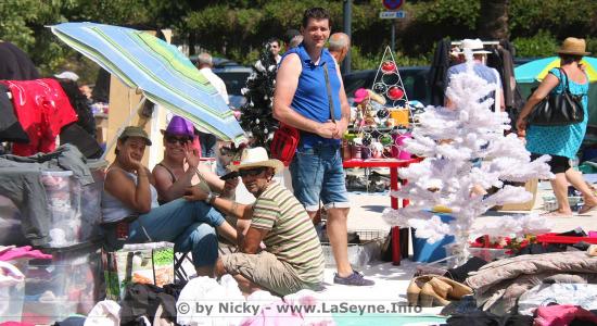 Le Marché aux Puces de La Seyne sur Mer retrouve ses 120 Emplacements à partir du 25/07/2021