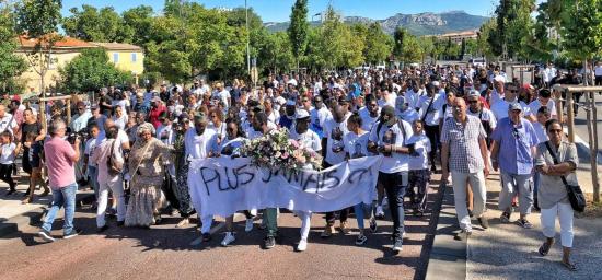 500 Personnes réunies à La Seyne pour un dernier Hommage à Demba Touré