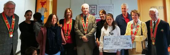 Remise de Chèque de l'Ordre des Anysetiers, Commanderie de Toulon la Royale à l'Association CAP'Ecole