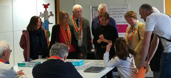Remise de Chèque de l'Ordre des Anysetiers, Commanderie de Toulon la Royale à l'Association CAP'Ecole