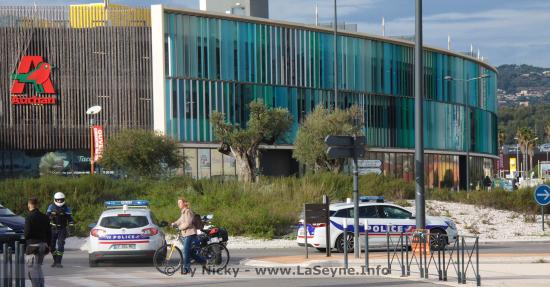 #Ségrégation #PassSanitaire obligatoire pour accéder aux grands Centres commerciaux à partir du 16/08/2021