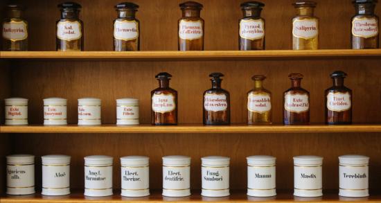 Deux Arrêtés sont parus au Journal officiel pour entériner la Fin du Remboursement des Produits Homéopathiques par la