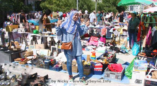 Reprise du Marché aux Puces, le Dimanche 30 Mai 2021 de 08h00 à 12h30 sur la Place de la Lune