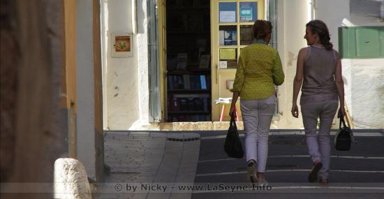Covid19: Fermeture temporaire des Commerces du Département du Var de 21h00 à 06h00 jusqu’au 15 Avril 2020 Covid19: Fermeture temporaire des Commerces du Département du Var de 21h00 à 06h00 jusqu’au 15 Avril 2020