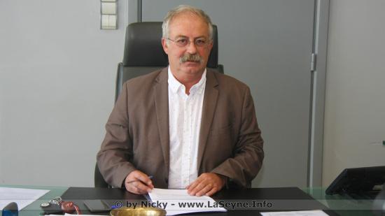Marc Vuillemot: « La Poste doit maintenir son Bureau de Tamaris ! » Marc Vuillemot: « La Poste doit maintenir son Bureau de Tamaris ! »