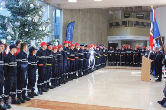 Jeunes Sapeurs-Pompiers du Var: Cérémonie de Remise du Diplôme du Brevet national 2017 Jeunes Sapeurs-Pompiers du Var: Cérémonie de Remise du Diplôme du Brevet national 2017
