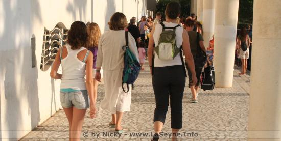 CCAS: Inscriptions pour l'Aide à la Restauration scolaire de l'Année 2019/2020 CCAS: Inscriptions pour l'Aide à la Restauration scolaire de l'Année 2019/2020