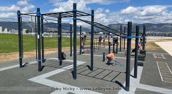 Inauguration de l'Aire sportive urbaine de Street Workout, le 04 Juin 2021 au Parc de la Navale Inauguration de l'Aire sportive urbaine de Street Workout, le 04 Juin 2021 au Parc de la Navale