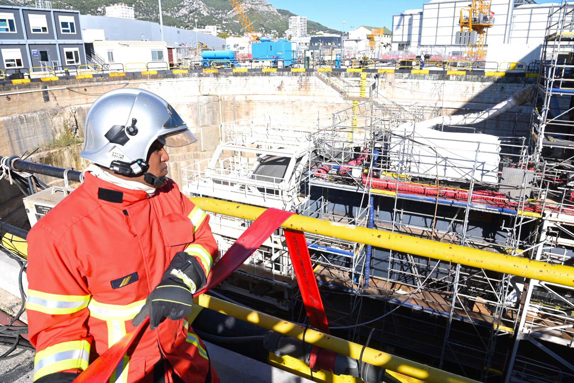 Incendie sur Sous-Marin nucléaire d’Attaque SNA Perle, le 26/09/2022 - Incendie sur Sous-Marin nucléaire d’Attaque SNA Perle, le 26/09/2022 -