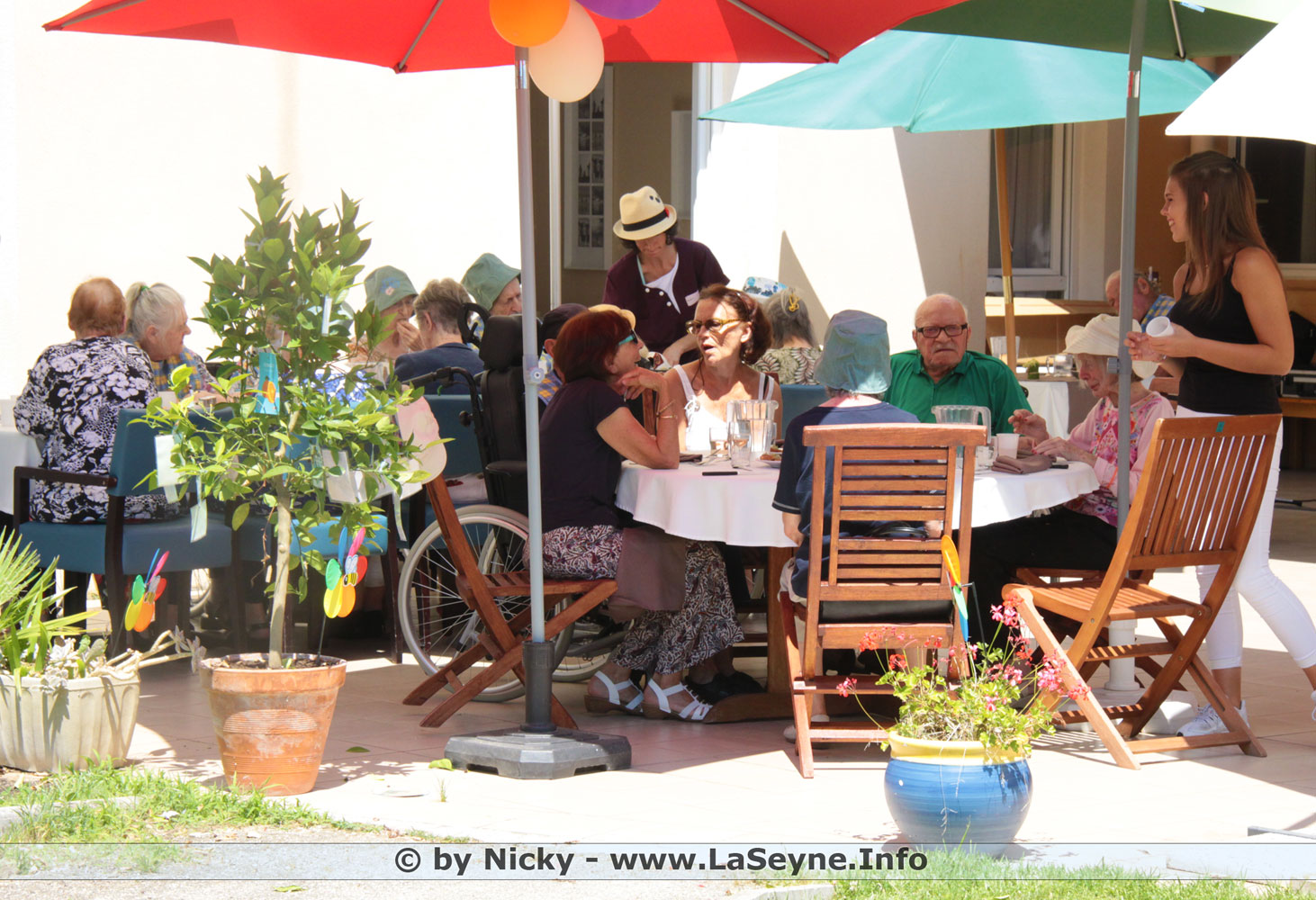 La Fête de la Musique au "Korian - Le Cap Sicié" avec Miss Magic Magali MissKo -