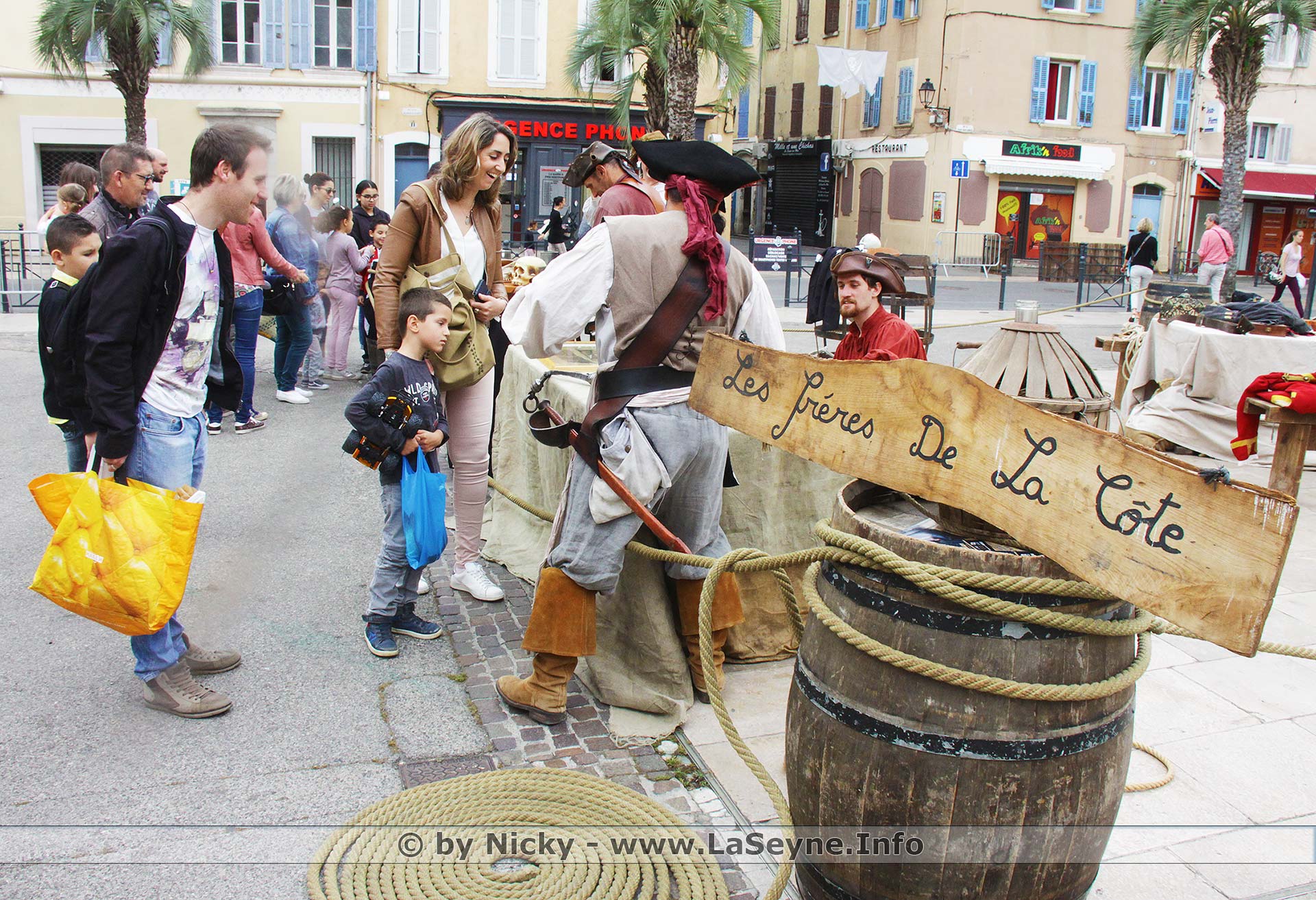 Attention ! Les Pirates envahissent le Centre-Ville de La Seyne, le 25 Mai 2019 - Attention ! Les Pirates envahissent le Centre-Ville de La Seyne, le 25 Mai 2019 -
