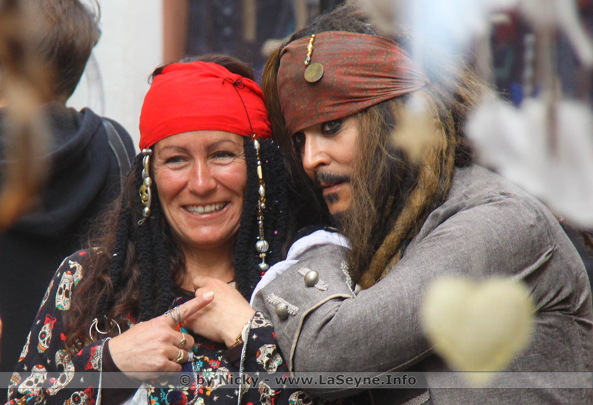 ViVi Vipeinture - Attention ! Les Pirates envahissent le Centre-Ville de La Seyne, le 25 Mai 2019 - ViVi Vipeinture - Attention ! Les Pirates envahissent le Centre-Ville de La Seyne, le 25 Mai 2019 -
