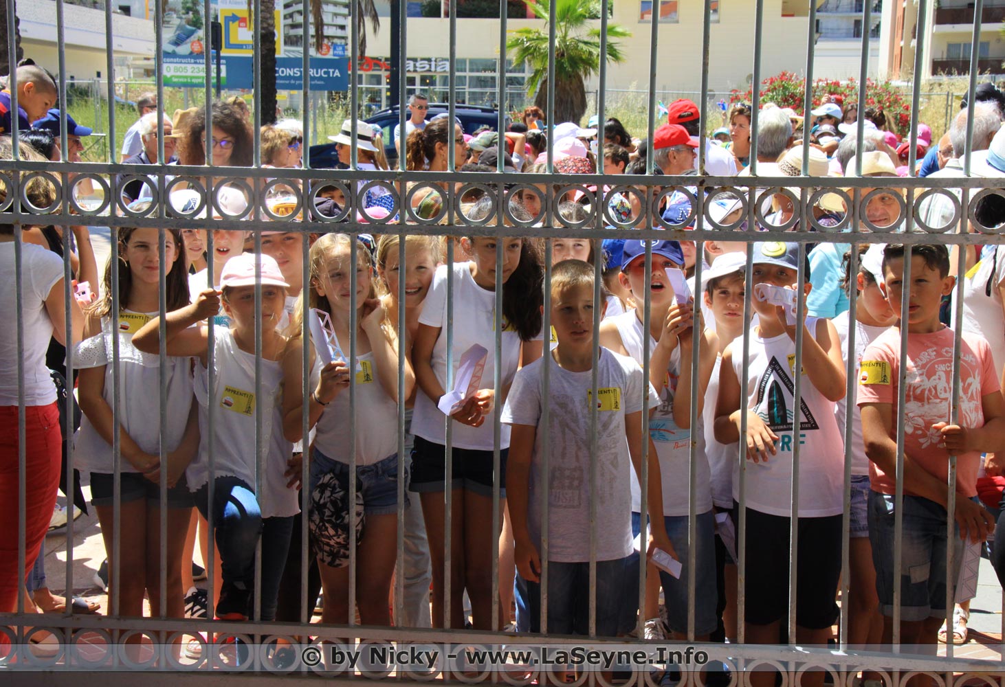 Fête des Classes de la Navale: Passage de la Porte des Chantiers, le Vendredi 15 Juin 2018 -