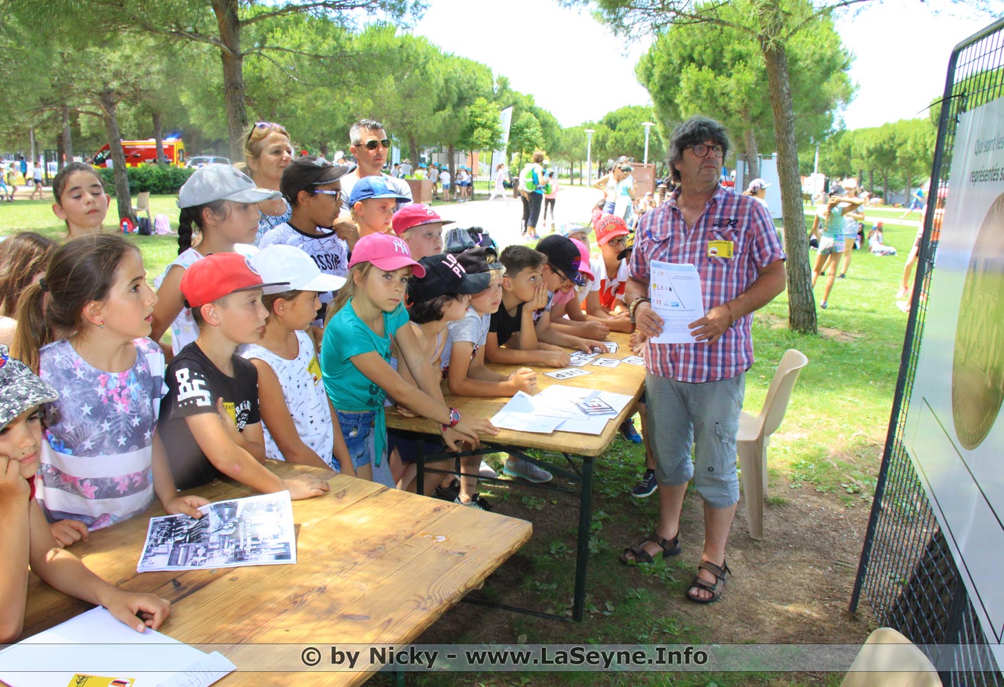 Fête des Classes de la Navale: Passage de la Porte des Chantiers, le Vendredi 15 Juin 2018 -