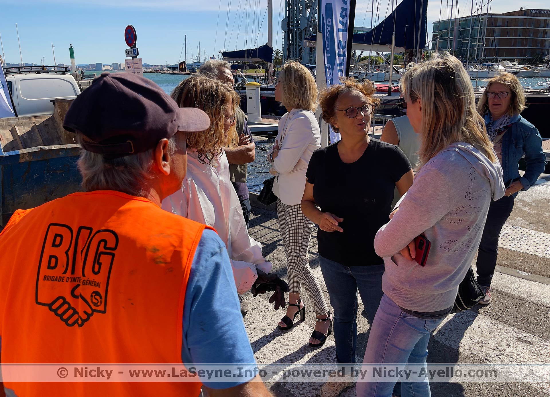 La Ville de La Seyne sur Mer, la Brigades d'Intérêt Général et la CCI du Var se mobilisent pour un Port plus propre - La Ville de La Seyne sur Mer, la Brigades d'Intérêt Général et la CCI du Var se mobilisent pour un Port plus propre -