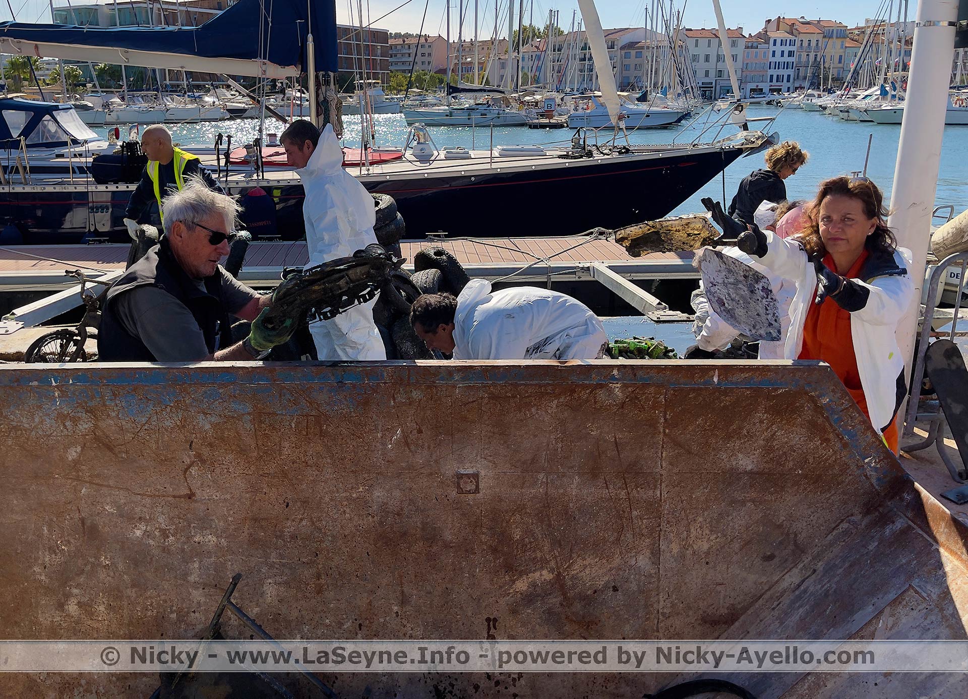 La Ville de La Seyne sur Mer, la Brigades d'Intérêt Général et la CCI du Var se mobilisent pour un Port plus propre - La Ville de La Seyne sur Mer, la Brigades d'Intérêt Général et la CCI du Var se mobilisent pour un Port plus propre -