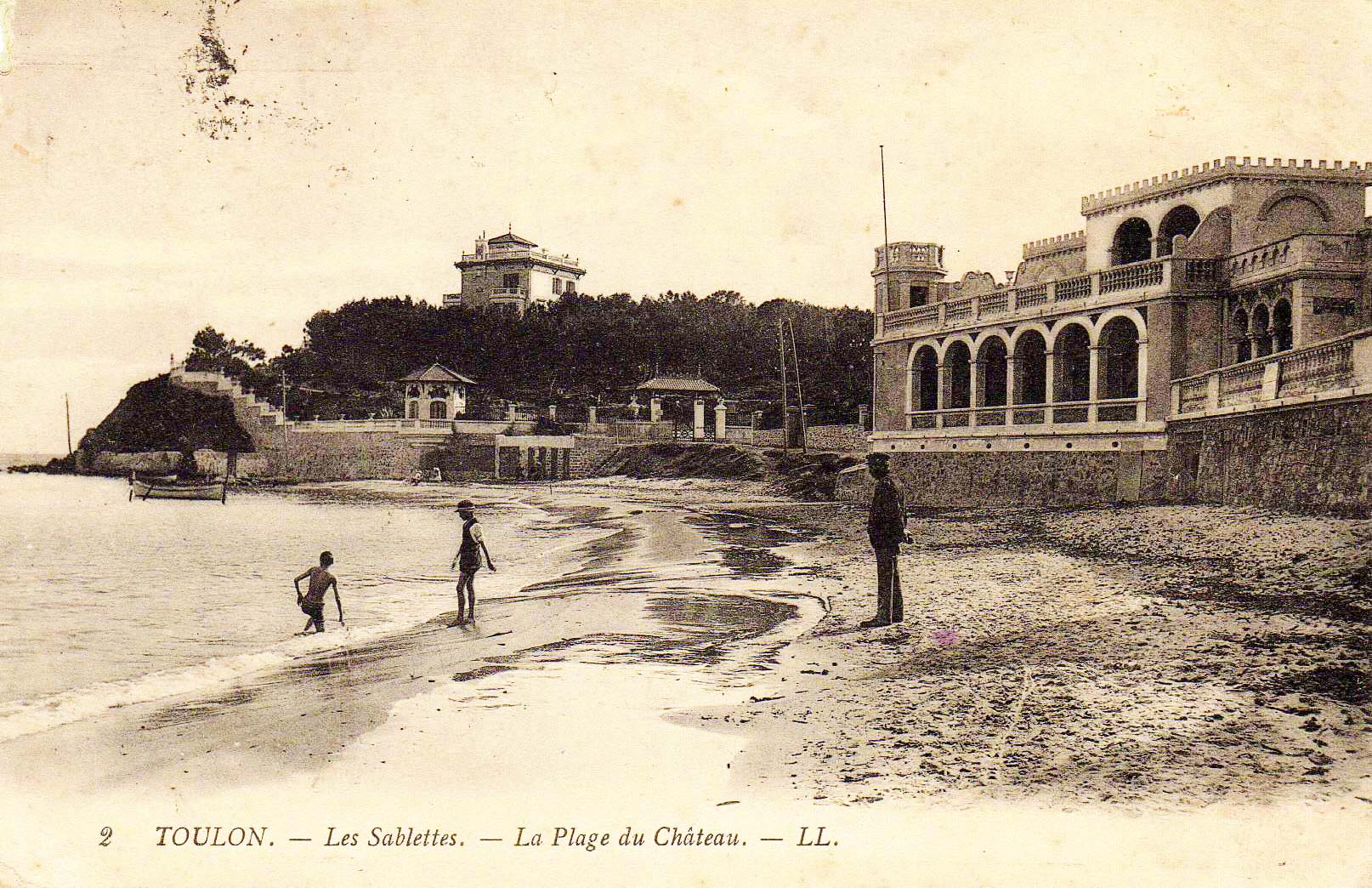 L’inauguration du 16 ème salon de la carte postale et multicollections se tiendra dimanche 6 août à 11 heures sur le thème « Plein soleil aux Sablettes ». Rendez-vous est donné au Gymnase Sauvat, avenue Noël Verlaque aux Sablettes ... Horaires de 09:00 à 18:00h